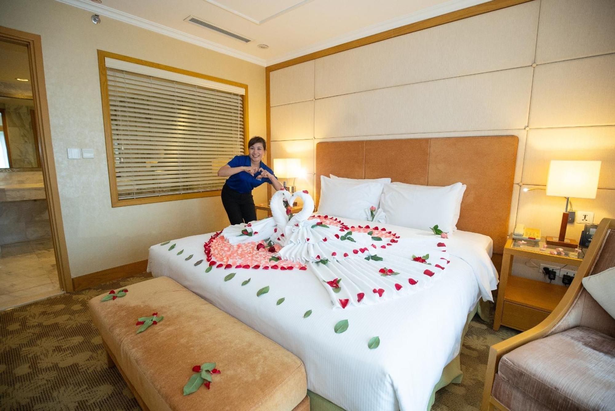 Hilton Garden Inn Hanoi Exterior foto