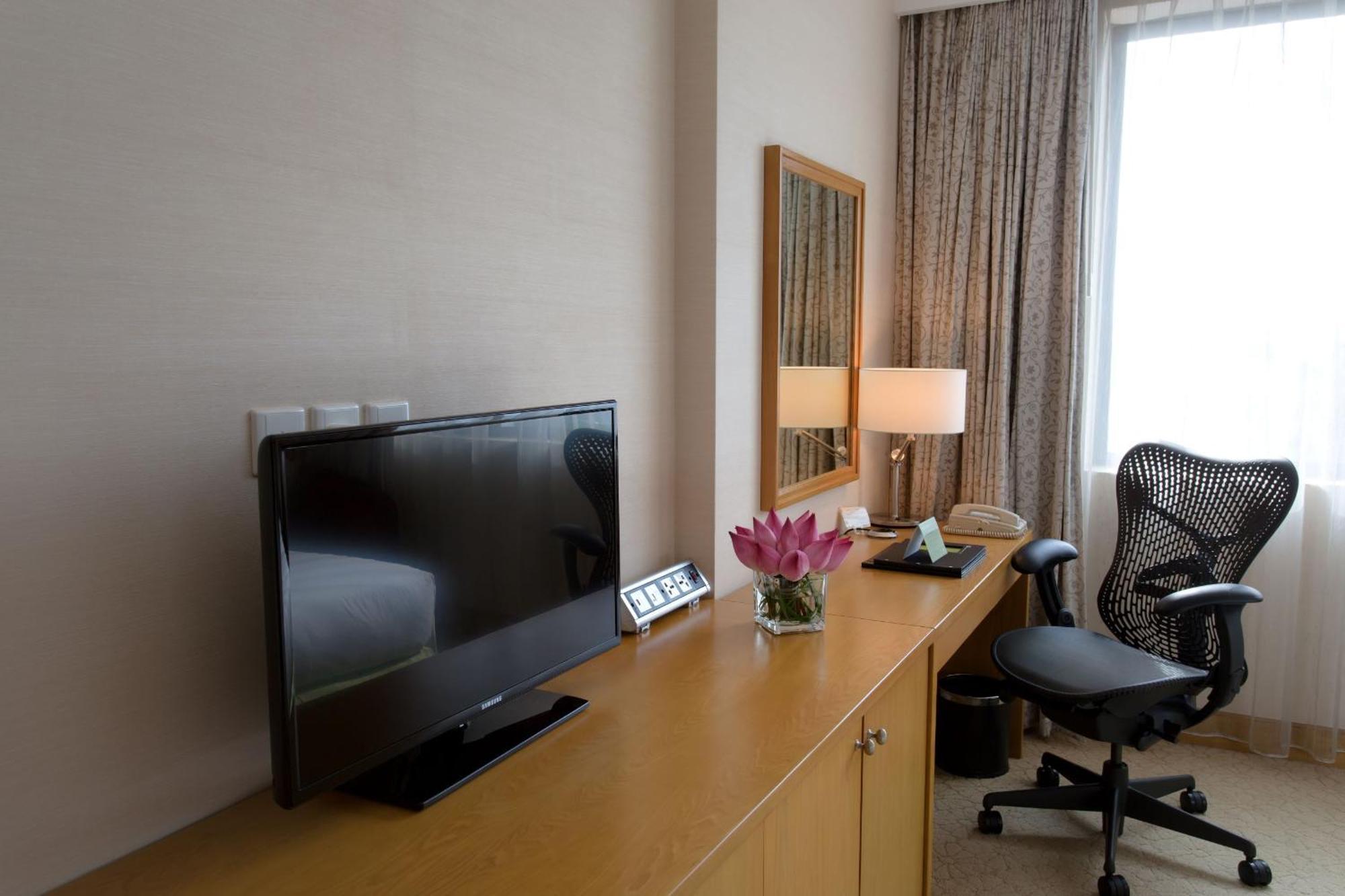 Hilton Garden Inn Hanoi Exterior foto